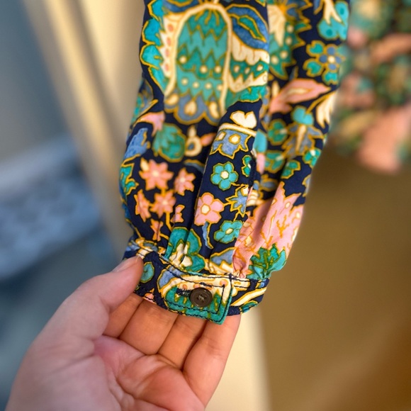 Bright Patterned LOFT Blouse - Picture 7 of 10